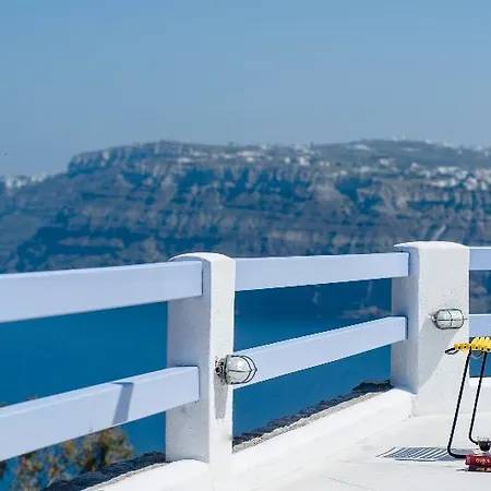Earino Suites&villa Akrotírion