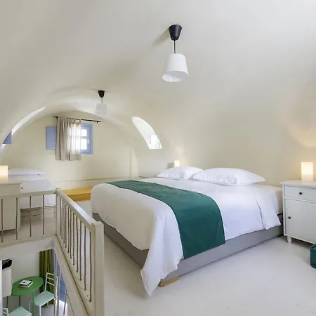 Apartment Earino And Akrotiri (Santorini)