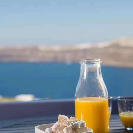 Earino And Akrotiri (Santorini)