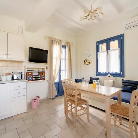 Apartment Earino And *