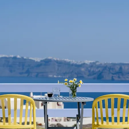 Earino And * Akrotiri (Santorini)