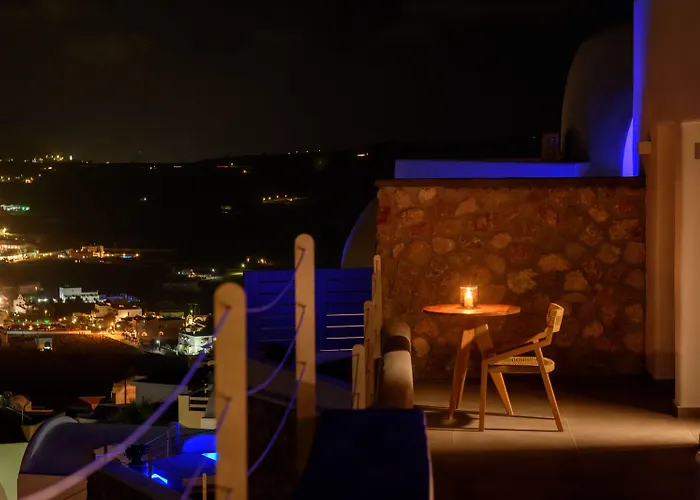 Earino And * Akrotírion